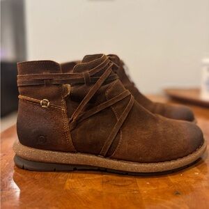 Born Tarklin Distressed Suede Leather Ankle Boots Shoes Brown Ginger #651